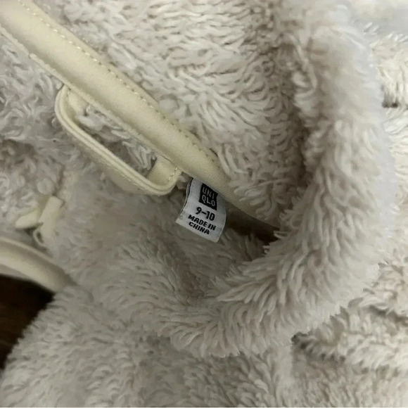 Uniqlo fleece  jacket 9-10 - Picture 3 of 8